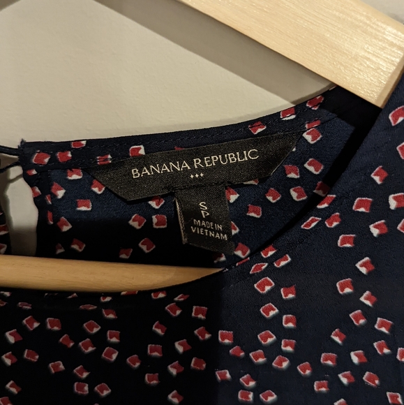 Banana Republic blouse - Picture 3 of 4